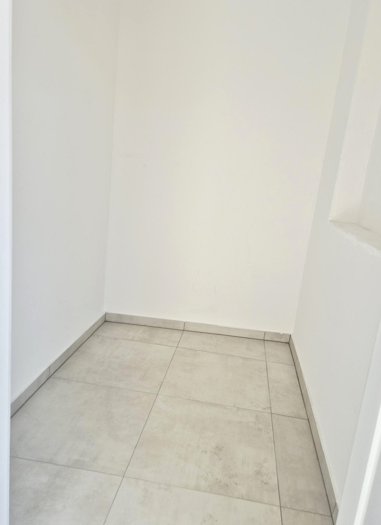 3 Via Lugano, Ponte Tresa, 6988, 2 Stanze da Letto Stanze da Letto, 3.5 Stanze Stanze,1 BagnoBathrooms,Appartamento,Affitto,Via Lugano ,1,1214